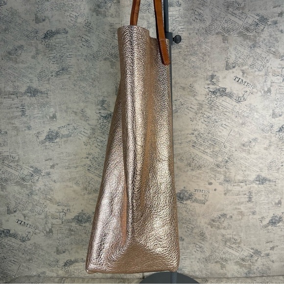Basil Racuk Paper Bag Rose Gold Metallic Leather Tote - Picture 4 of 13